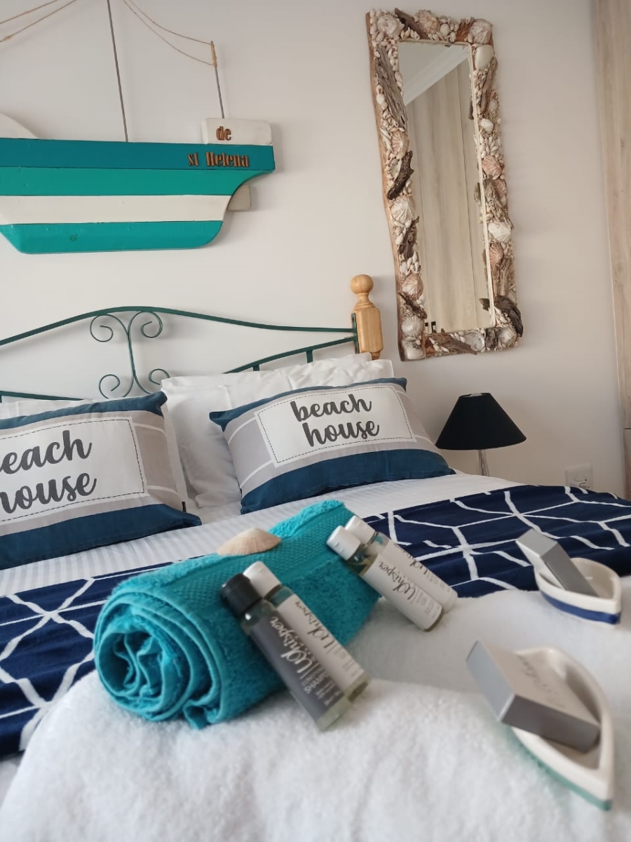 3 Bedroom Property for Sale in Sandy Point Western Cape